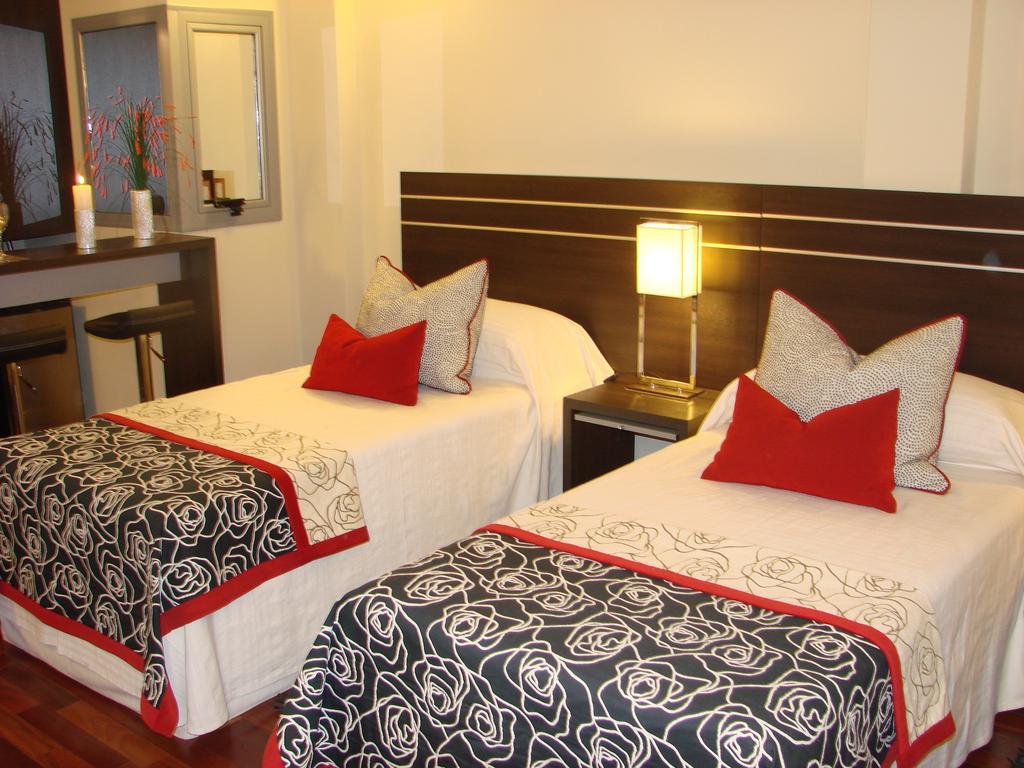 Zoom Apartments Hotel Córdoba Pokoj fotografie