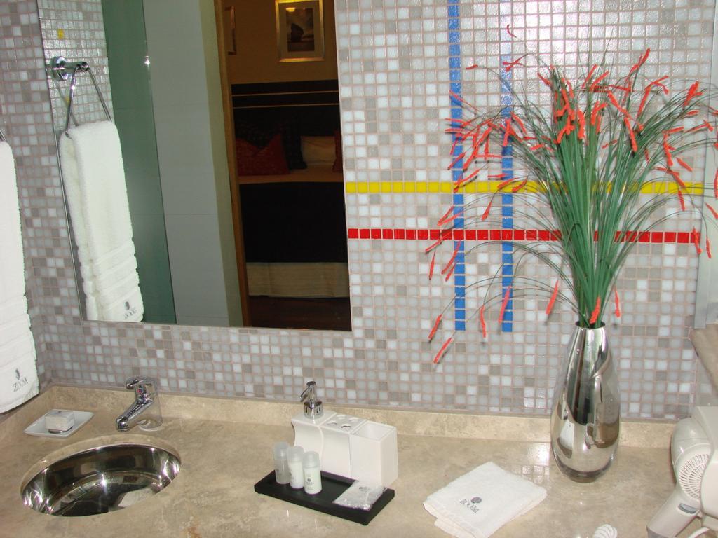 Zoom Apartments Hotel Córdoba Pokoj fotografie